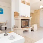 2 Bedroom Beautiful In Holiday home Rogoznica (Sibenik-Knin)