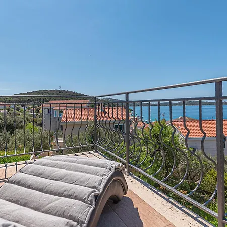 Holiday home 2 Bedroom Beautiful In Rogoznica