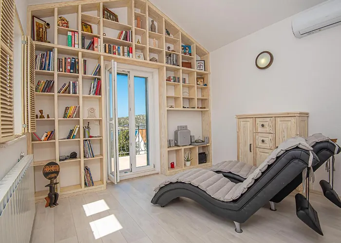 2 Bedroom Beautiful In Сasa de vacaciones